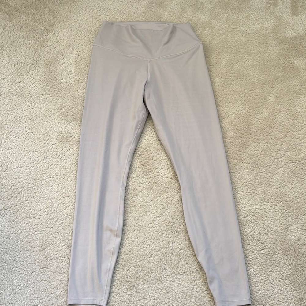 H&M Beige/light Tan Sport/Athletic Leggings - Size Medium